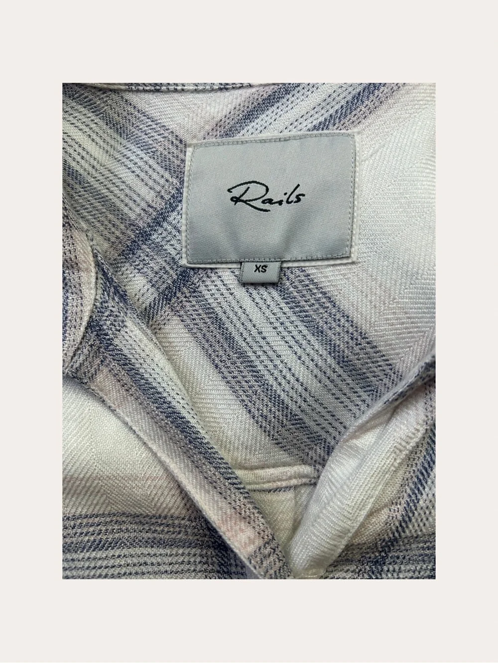 Rails Woman’s Blue Pink White Plaid Button Up Shirt XS Soft Rayon (Hunter Style)